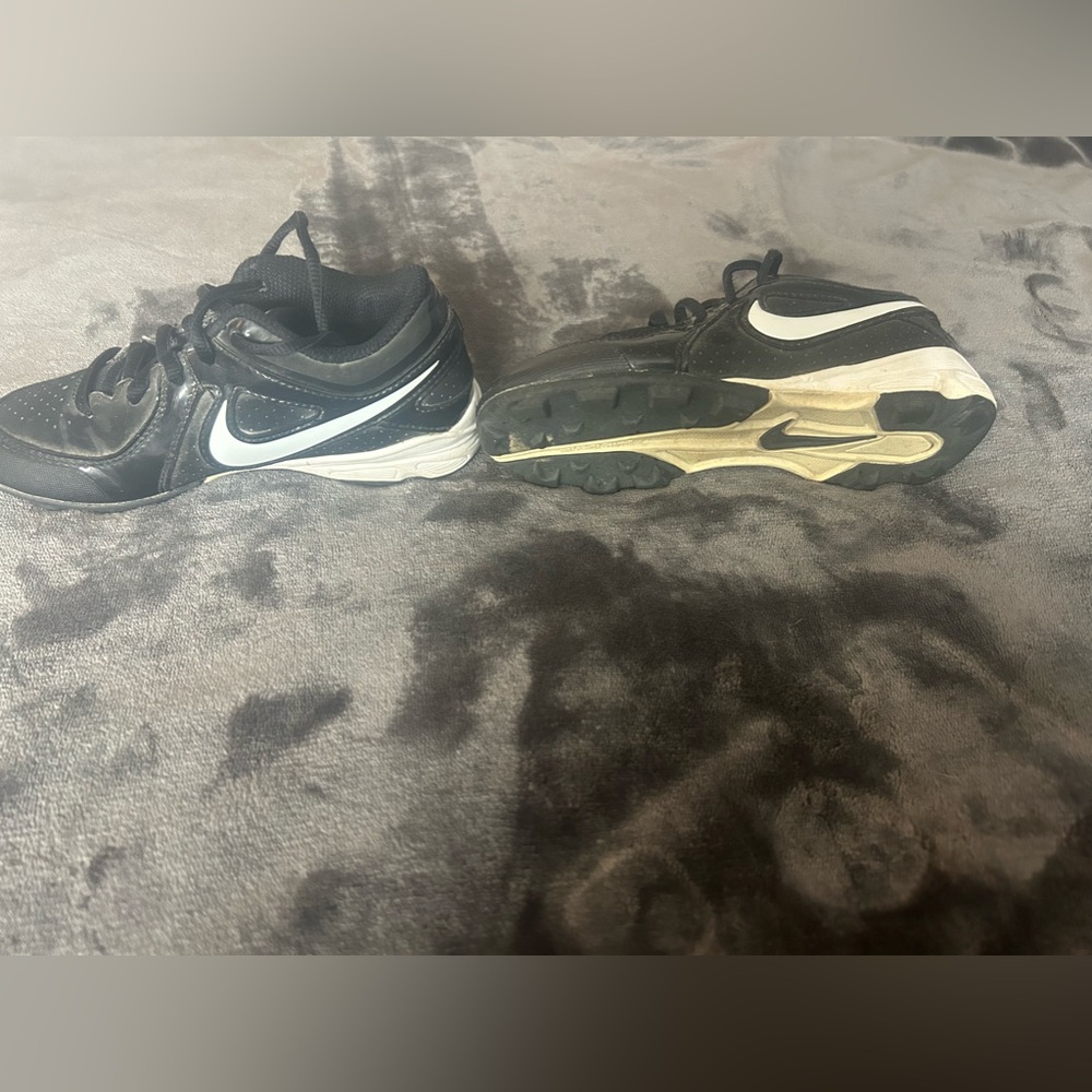Kid Nike kleets